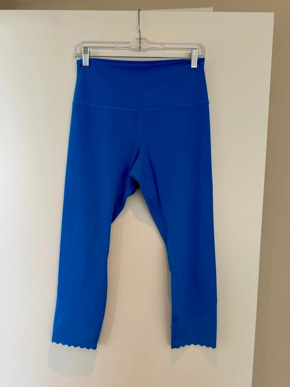 Lululemon Align Scalloped Hem High Rise Tight 25” - Poolside - size 10